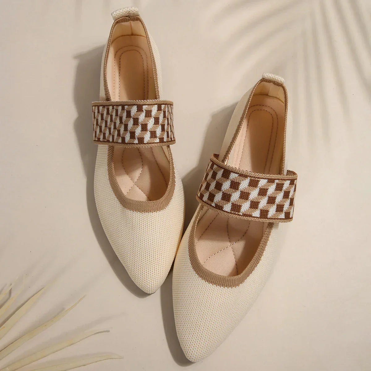 Arvia Knit Flats Breathable fits