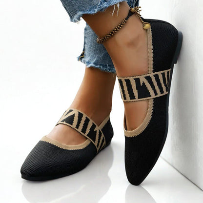 Arvia Knit Flats Breathable fits