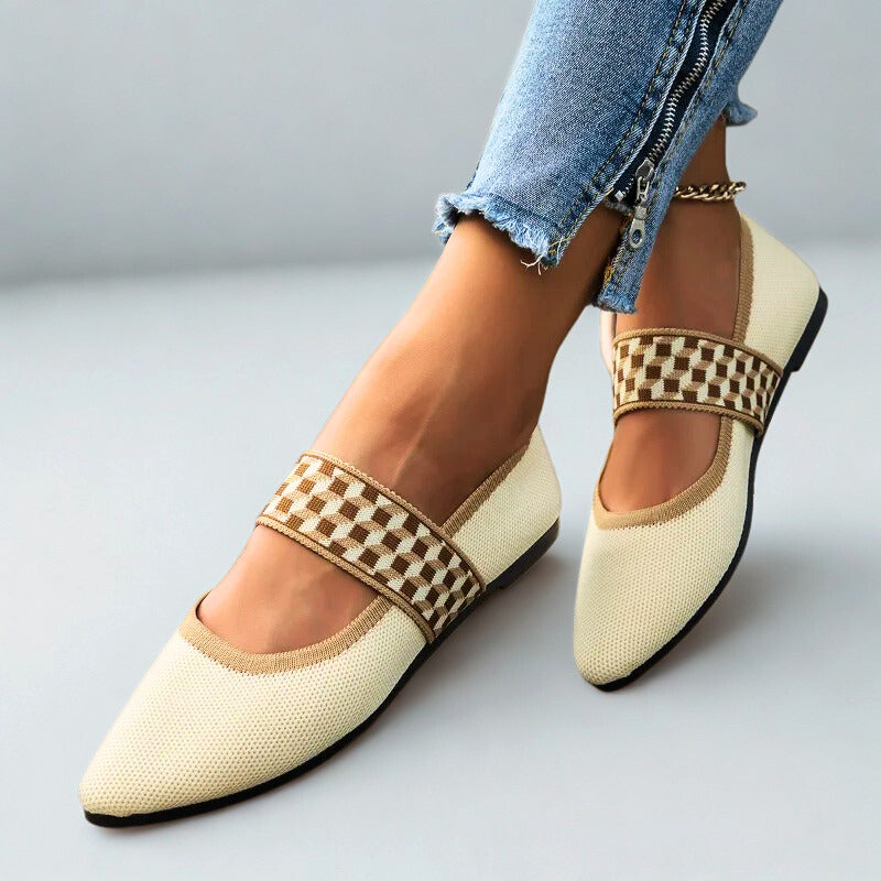 Arvia Knit Flats Breathable fits